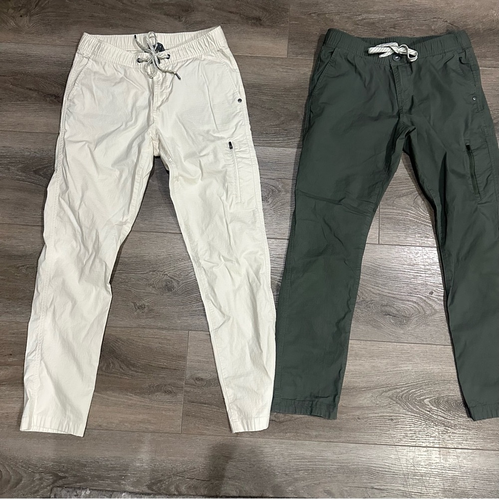Lot of 2 Vuori Ripstop pants, Size Small
